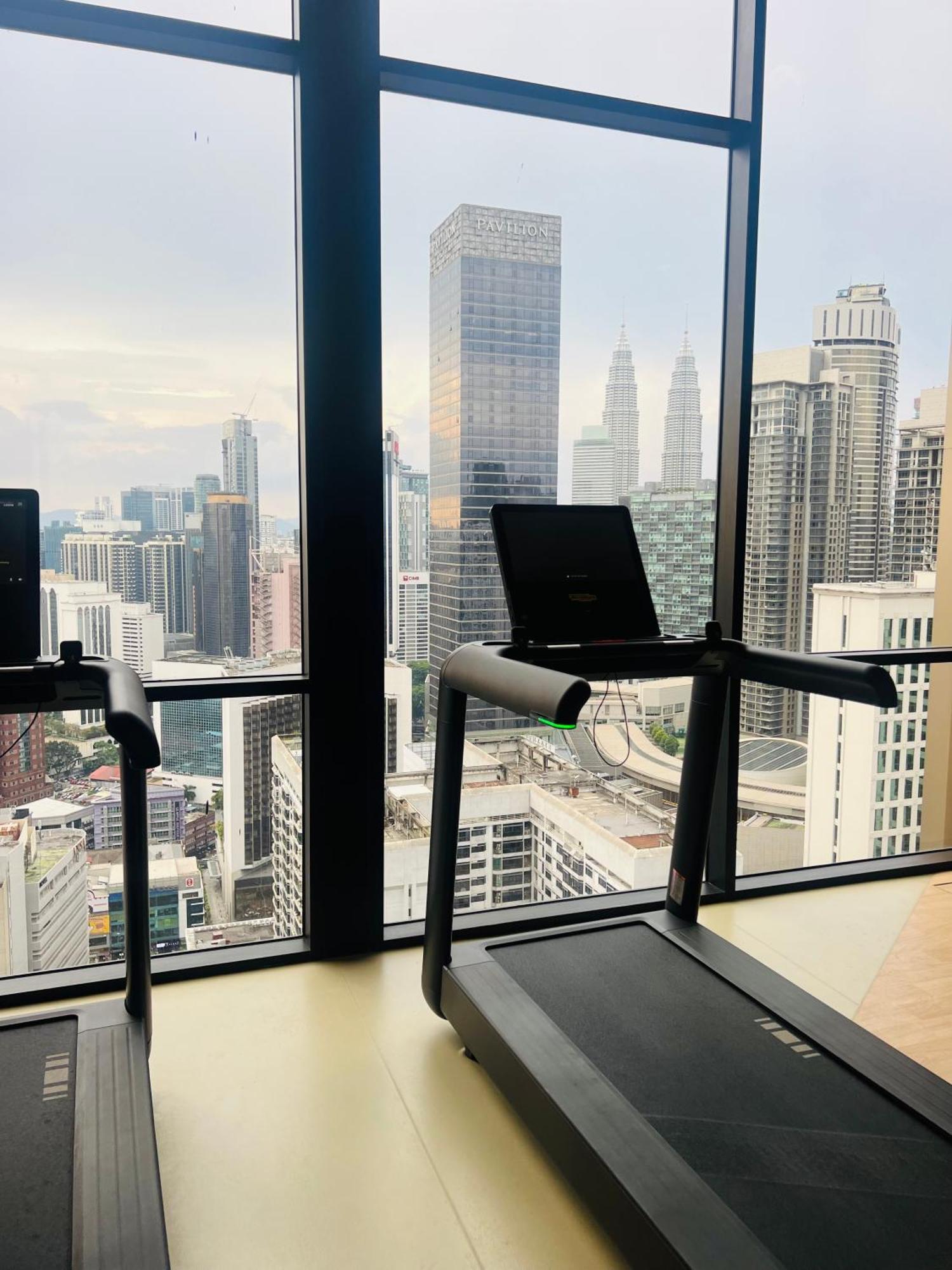 The Dream At Axon Kl Apartment